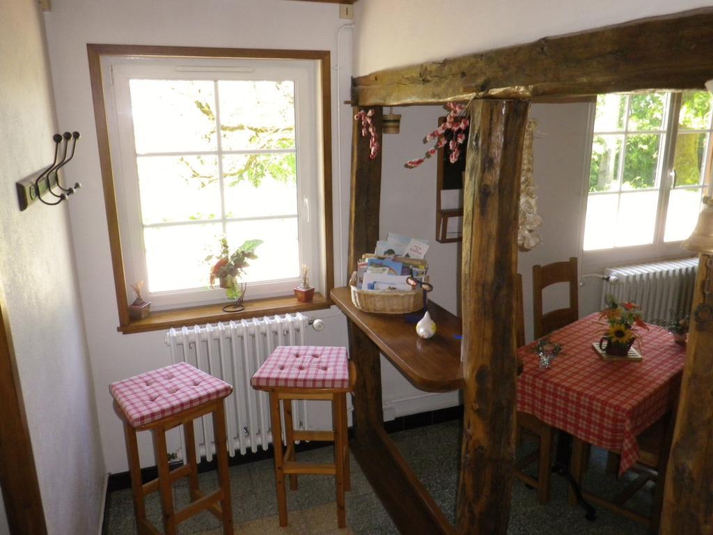 Chambre D'Hotes La Haie Fleurie Chevillard Esterno foto